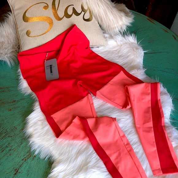 Nikki Blackketter Leggings / Gymshark - Picture 2 of 3